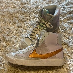 Nike Kid’s High-Top Sneakers - Gold-Purple